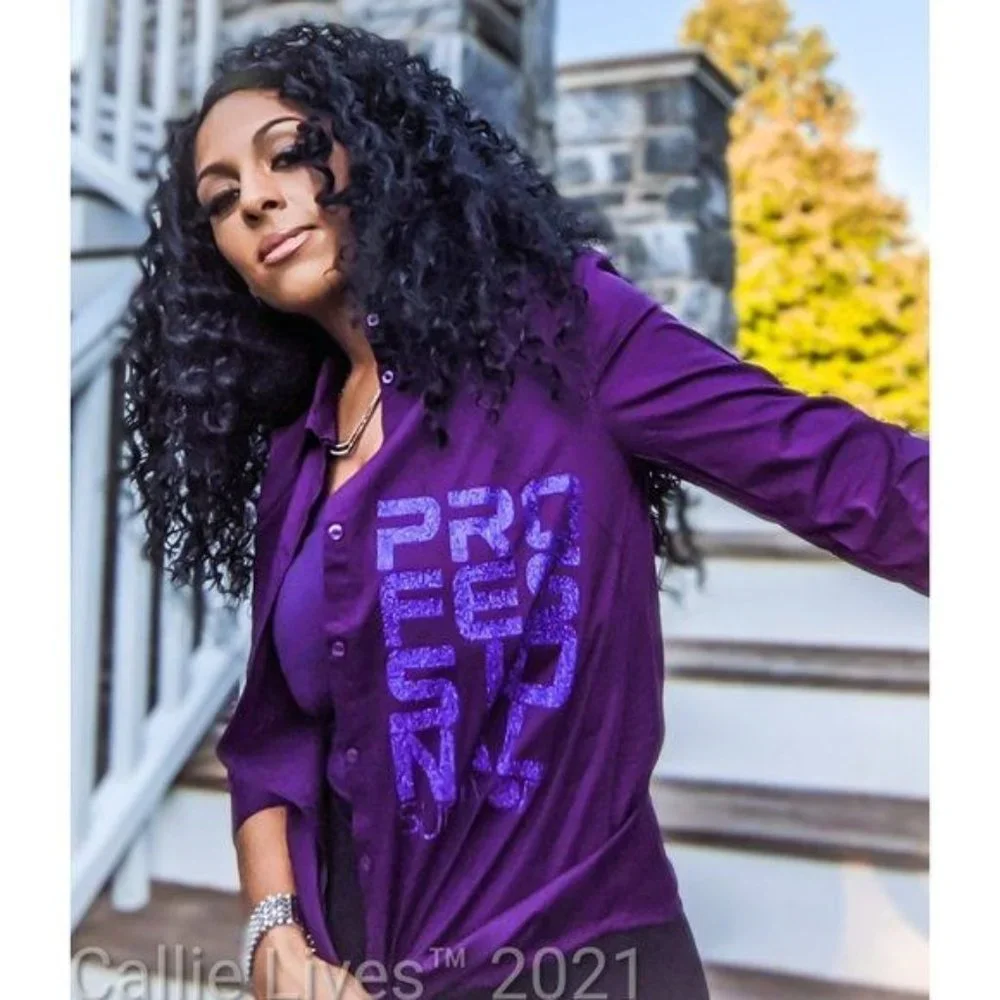 Elaine Professional Survivor: Purple Glitter Button Up Work Shirt purple black - Picture 16 of 16